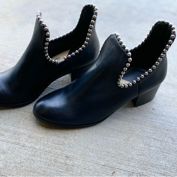 Black Leather and Ball Chain Stud Ankle Boots - Picture 4 of 6